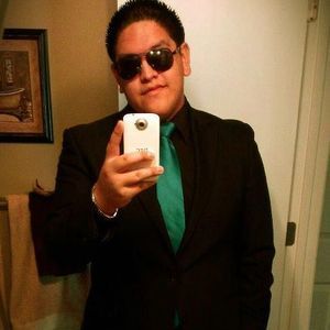 Meet your Posher, Omar